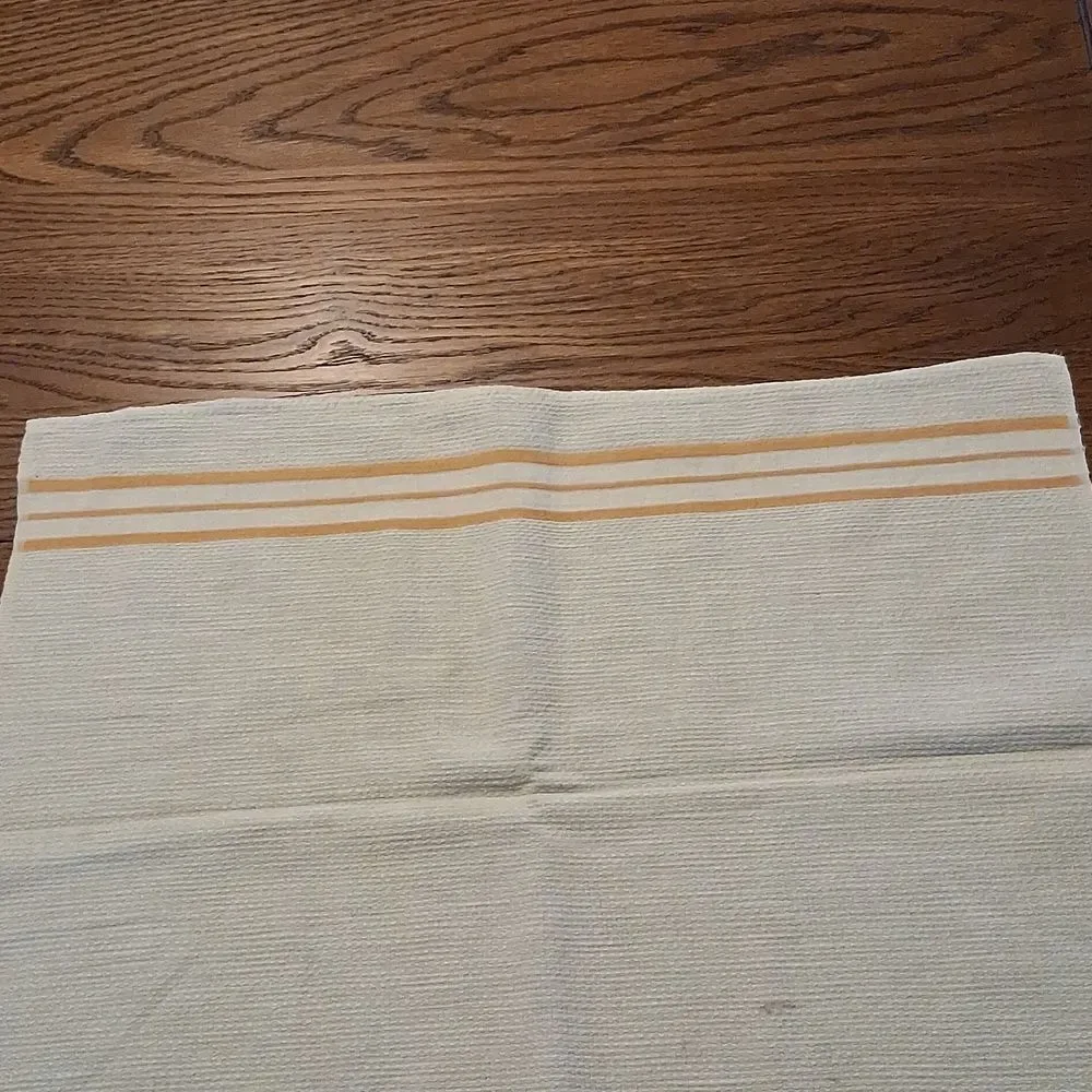 Vintage Tea Towels ( One Tatted Both Sides, One On‎ One Side)